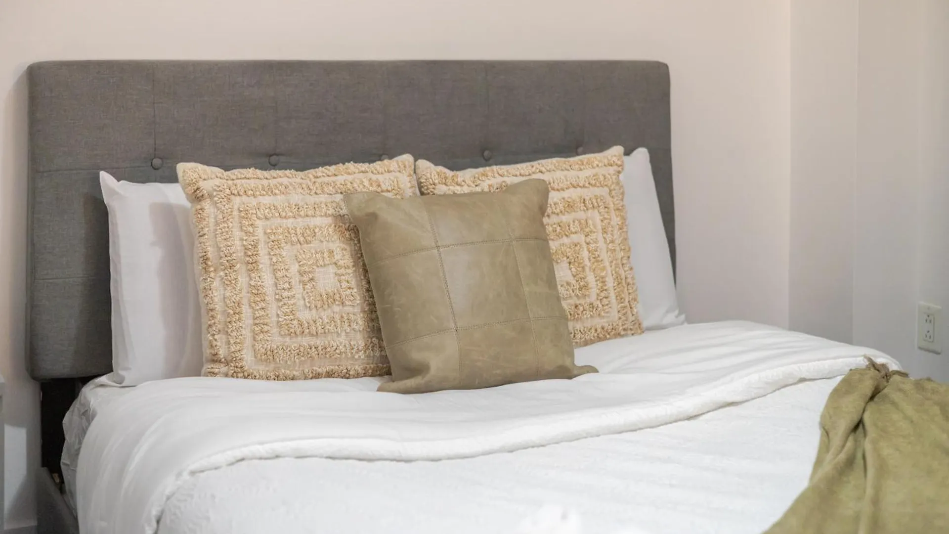 Apartamento Amazing 4 Bedroom Unit In Downtown Montréal Canadá